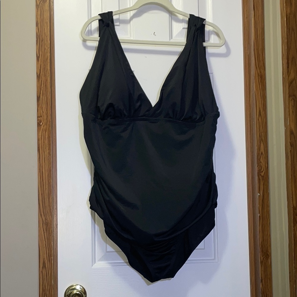 Time and Tru Black One Piece Swimsuit 3X NWOT